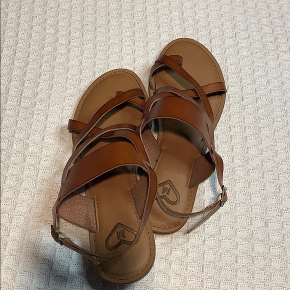 sandals - Picture 1 of 1